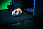 Razer Naga V2 HyperSpeed Belaidė žaidimų pelė RF Wireless+Bluetooth, 30000 DPI, Juoda - Image 10